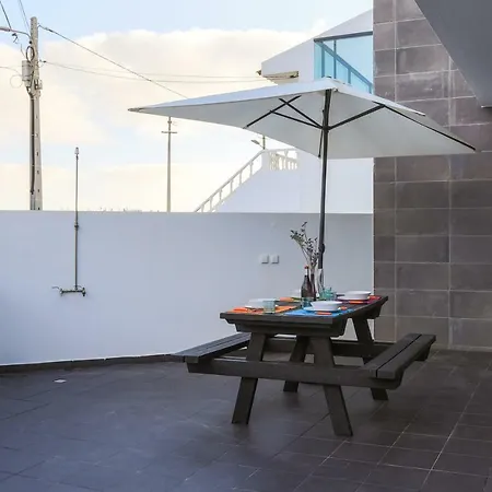 Vitamin Sea, The Terrace Lejlighed